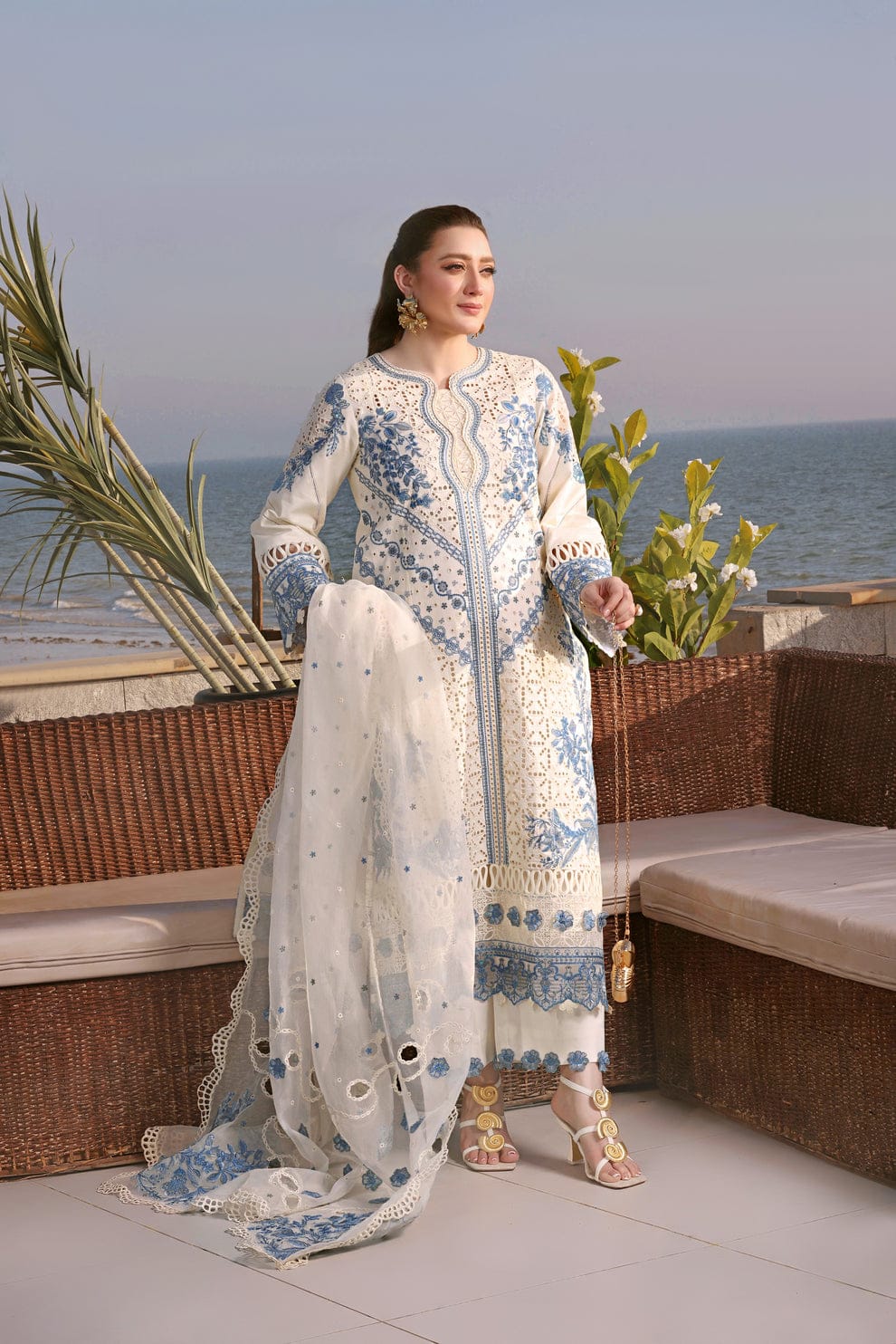 Embroidery Unstitched Lawn 3-pc Suit