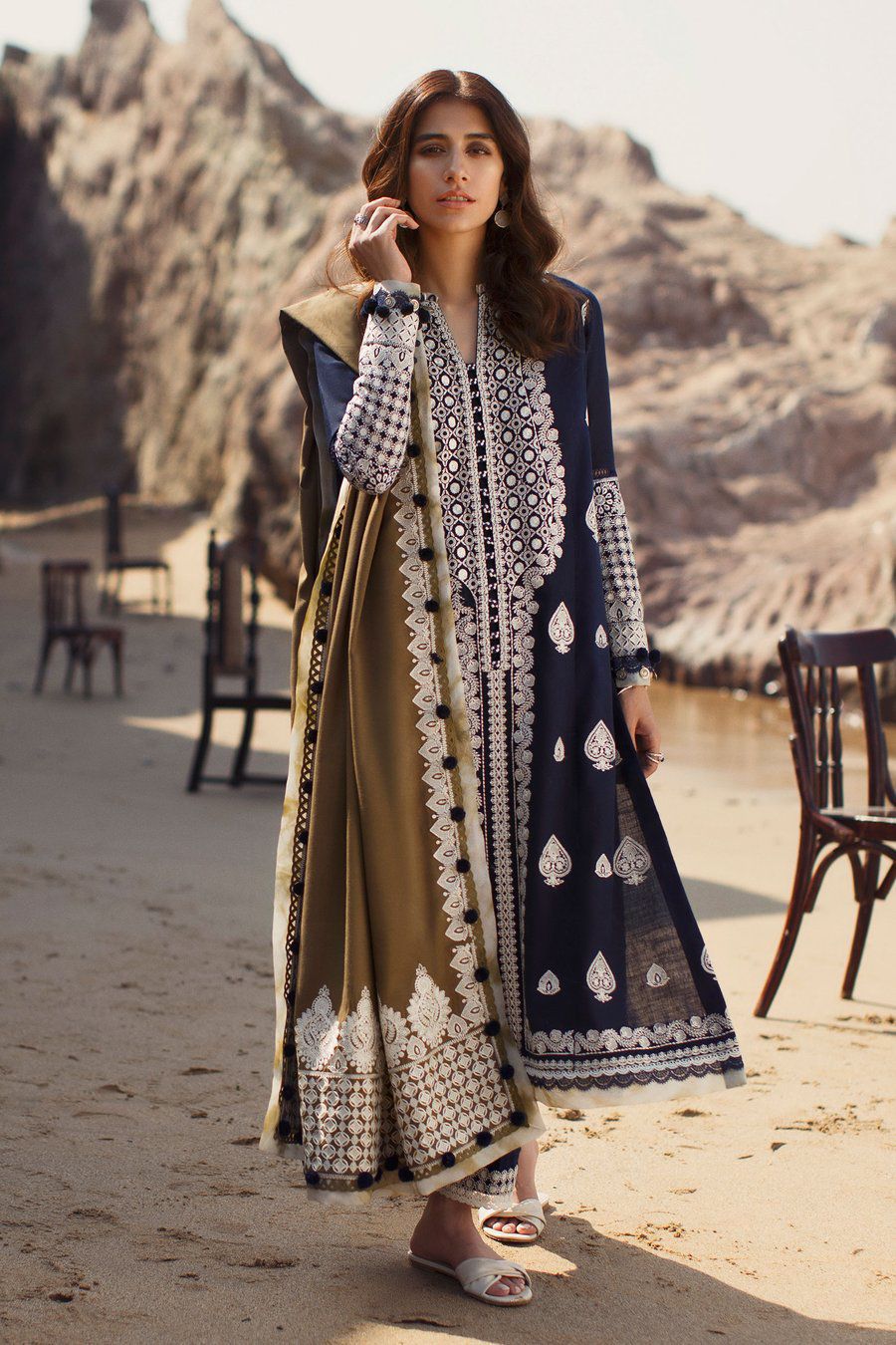 3-Piece Embroidery Lawn Suit