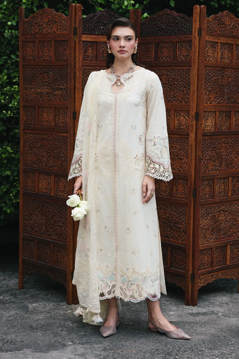Embroidery Unstitched Lawn 3-pc Suit C-971