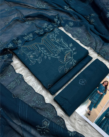 3-Piece Embroidery Lawn Suit