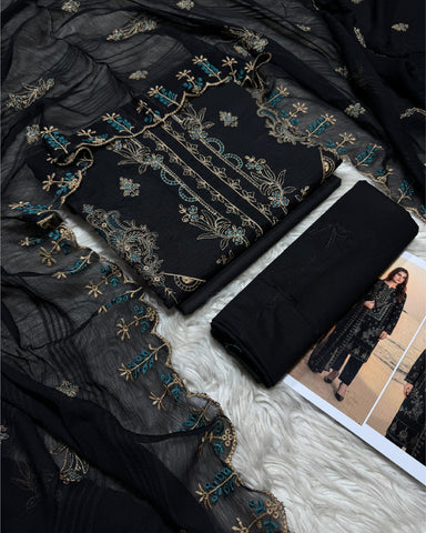 3-Piece Embroidery Lawn Suit